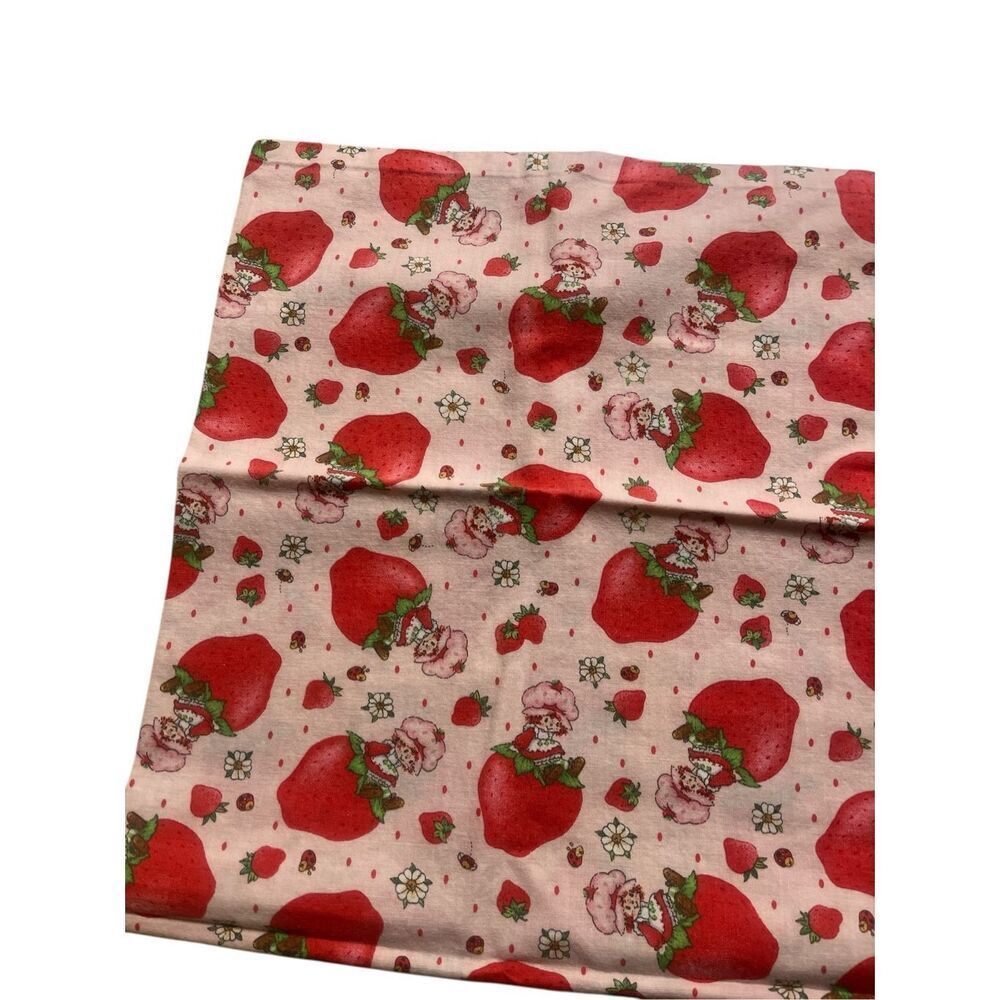 Vintage Strawberry Shortcake pillowcase